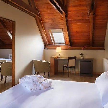 Hotel Snoe Aragon Hills Formigal