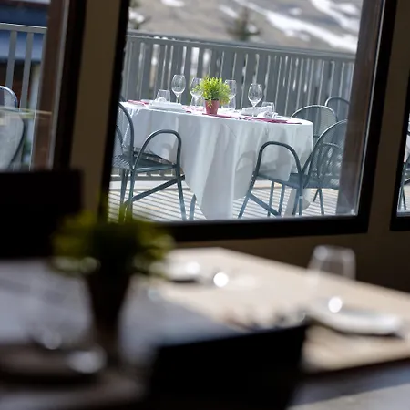 Hotel Snoe Aragon Hills 4*