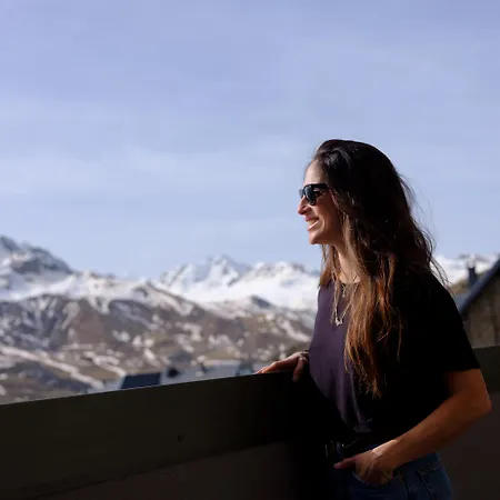 Snoe Aragon Hills Hotel 4*