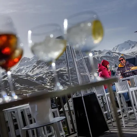 Hotel Snoe Aragon Hills Formigal