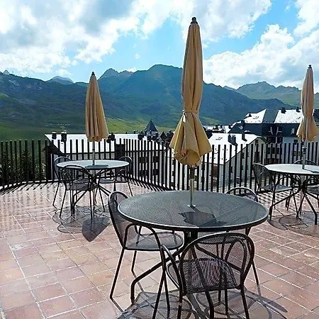 Snoe Aragon Hills Ξενοδοχείο 4*