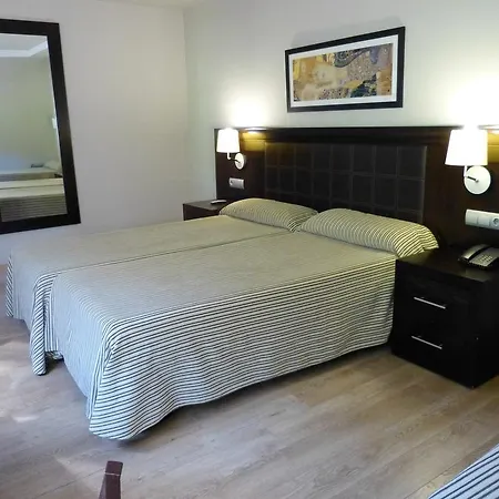 Hotel Snoe Aragon Hills Formigal