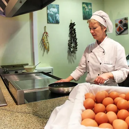 Hotel Snoe Aragon Hills 4*