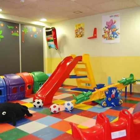 Snoe Aragon Hills Formigal