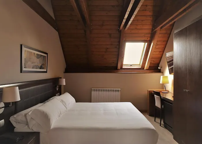 Snö Aragon Hills 4* Formigal