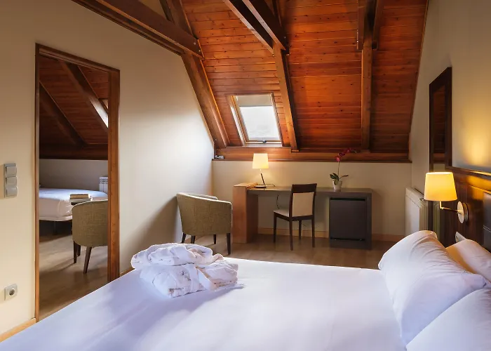 Hotel Snoe Aragon Hills Formigal