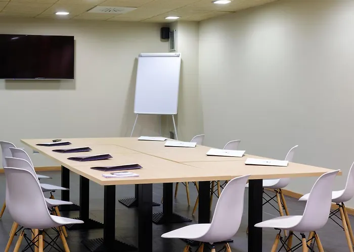 Hotel Snoe Aragon Hills Formigal