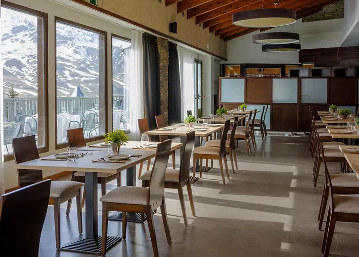 Hotel Snoe Aragon Hills 4*