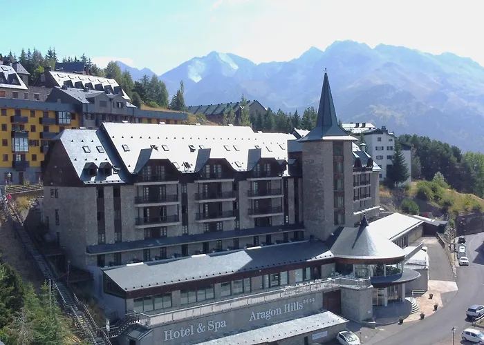 Hotell Snö Aragon Hills Formigal