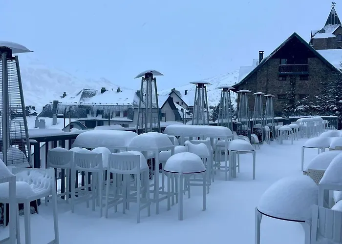 Hotell Snö Aragon Hills 4*