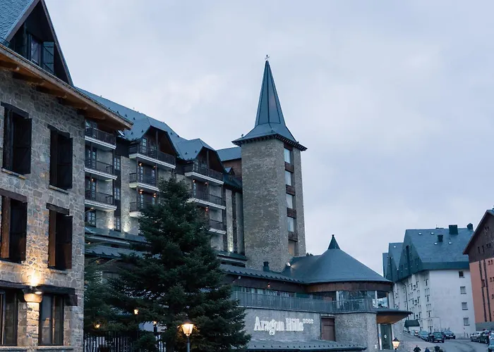 Snö Aragon Hills Hotell Formigal