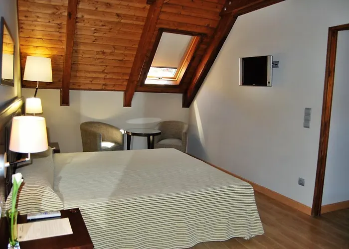 Hotel Snoe Aragon Hills 4*