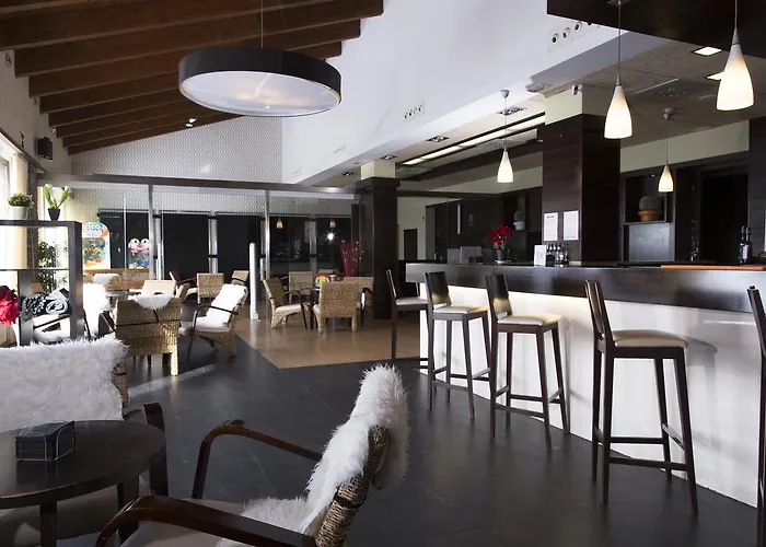 Hotel Snoe Aragon Hills Formigal