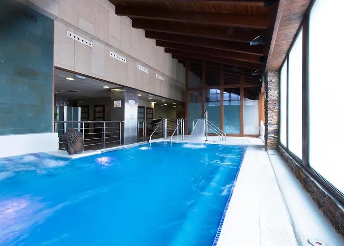 Snoe Aragon Hills Formigal