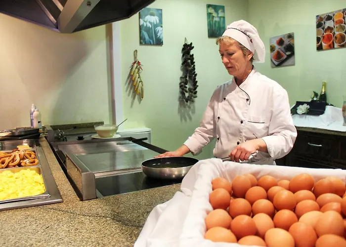 Hotel Snoe Aragon Hills 4*